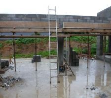 Les 2 baies de 3m vue du séjour vers la terrasse