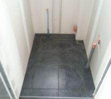 Carrelage des toilettes