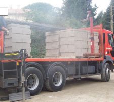 Montera pas!
tout le monde descend.