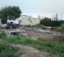Destruction en cours