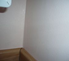 -10 à -15°C à l'extérieur. Un peu de condensation sur les murs intérieurs