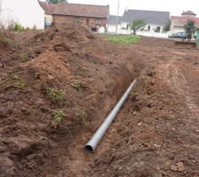 Raccordement au tout à l'égout de 36 mètres de long.