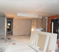 Cloisons et electricit&eacute; en cours