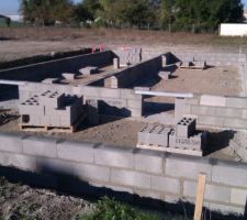 Surprise! Le vide-sanitaire se monte....