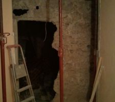 R 2 , passage entre chambre existante vers terrasse &agrave; fermer