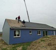 Pose des tuiles à l'arrière