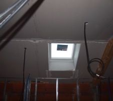 Velux au-dessus futur salle de bain 1er demi niveau