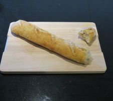 Il est pas beau ce pain ? Et comme vous ne pouvez pas le gouter, je l'ai fait pour vous... Slurp :)