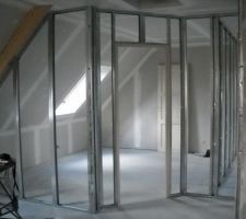 2 pièces à l'étage en cours d'isolation !