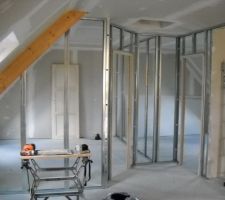 Les 2 pièces vue du palier
