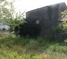 Parfois, j'ai le sentiment que c'est ce batiment qui va me causer le plus de soucis lol