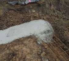 Fondation au niveau du trou