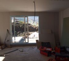 Coin salle a manger vue depuis sallon
