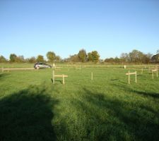 Pr&eacute;paration en vue du terrassement et fondations.