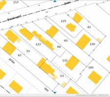 Extrait de la feuille cadastrale de 2012. Notre terrain, parcelle désormais dénommée n°66 au cadastre fait aujourd'hui 401 m² (par rapport aux 623 m² des précédents actes authentiques). Il nous manque un morceau de l'histoire ;-)