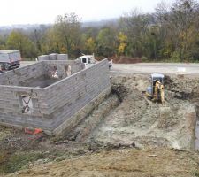 Toute une bande de maisons qui sortent de terre!