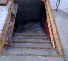 L'escalier de la cave vers la cuisine