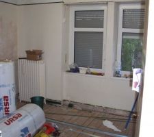 Bureau: démarrage des travaux d'isolation.