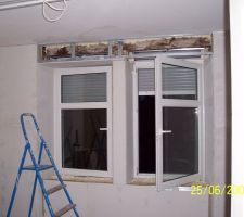 Bureau: travaux d'isolation en cours.