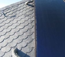 Toit: panneau solaire.