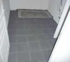 Carrelage salle de bain.