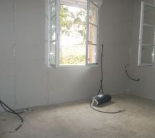 Chambre 1 vu de la porte