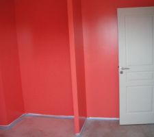 Chambre de notre fille (elle a choisi sa chambre et sa couleur)