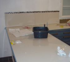 Mise en place de la cr&eacute;dence