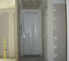 Porte d entree vu de la cuisine