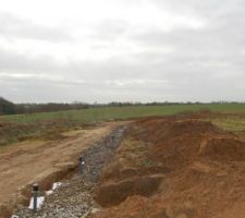 Mercredi 15 F&eacute;vrier 2012 : Face au lotissement, l'entr&eacute;e de notre terrain en bas &agrave; droite !