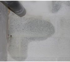 Infiltration d'eau dans les plaques beton du sous sol...