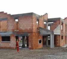 Remblai des soubassements terminés