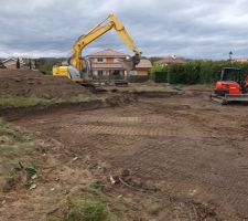 Terrassement, le terrain change deja de visage.