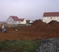 Installation des semelles avant de couler les fondations