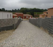 Chemin d'accès en tout venant (vue d'en haut)