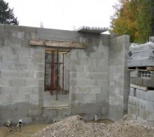 Linteaux pour les volet et debut de l'etage