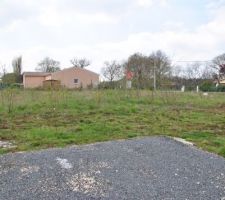 Le terrain est trouv&eacute;, viabilis&eacute;. C'est parti pour le reste