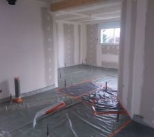 Pr&eacute;paration pour la chape liquide