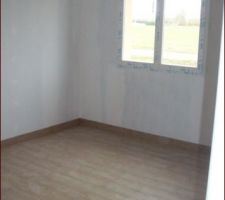 La couche d'appr&eacute;t avant les peintures finales