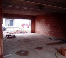 Le garage, le celier... Hors cloison bien s&ucirc;r