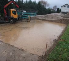J9_une piscine ? faudrait contrôler l'eau ...