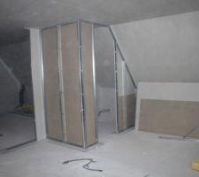Dressing et future chambre 1