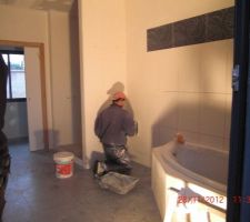 La salle de bain en cours de travaux