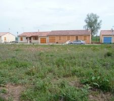 Le futur terrain qui accueillera la maison