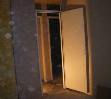30 nov : cloisons de l'étage (chambres)