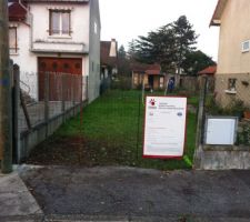 Pr&eacute;paration du terrain, Cl&ocirc;ture de chantier