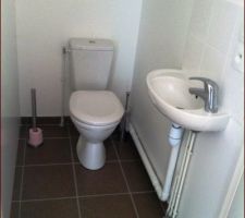 Appartement témoin. Toilettes