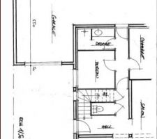 Esquisse par l'architecte 1 : jamais le WC ne pourra passer sous l'escalier, malgré nos demandes... :-(