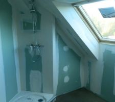 Salle de bain des filles