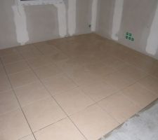 Pose du carrelage RDC